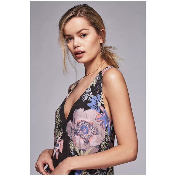097 FREE PEOPLE Back Yard Party Printed Tunic Mini Dress Black Floral sz S - Picture 3 of 12